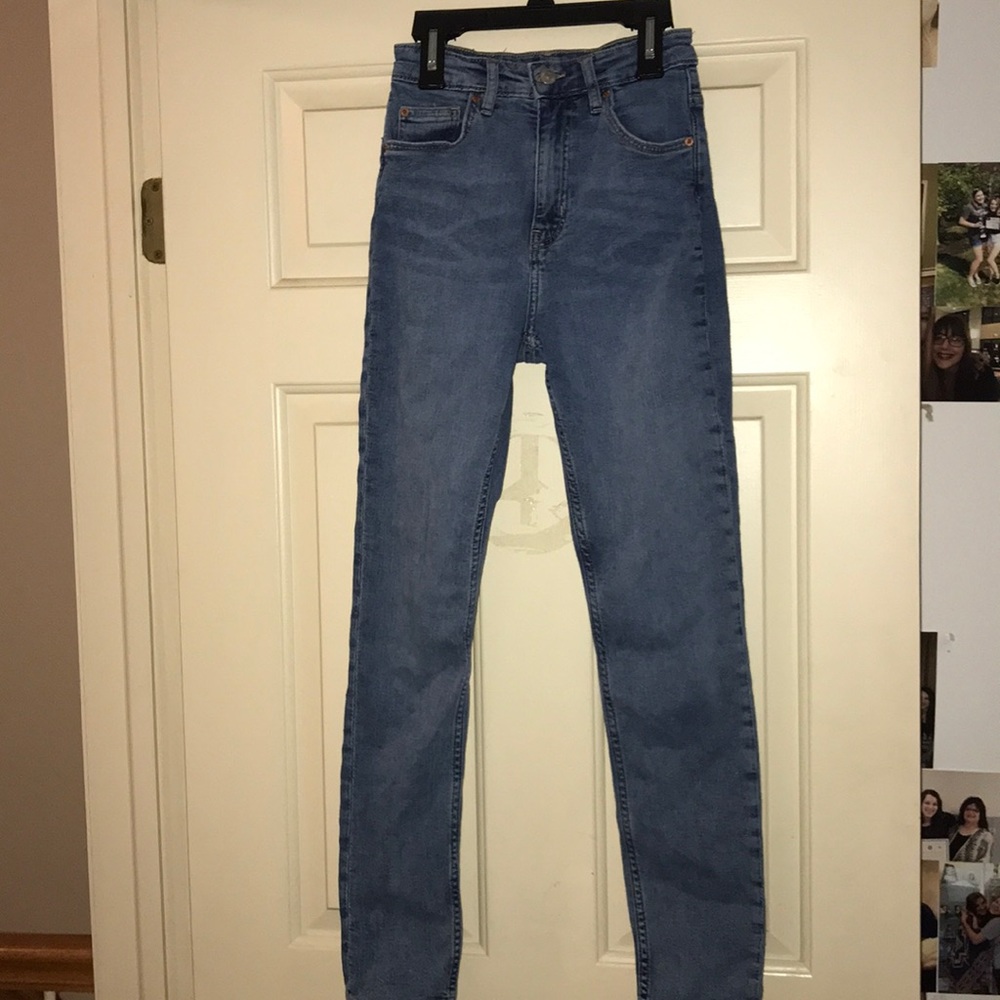 H&M High Waisted Jeans